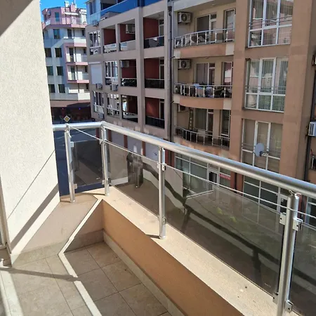 Dobi Lägenhet Pomorie